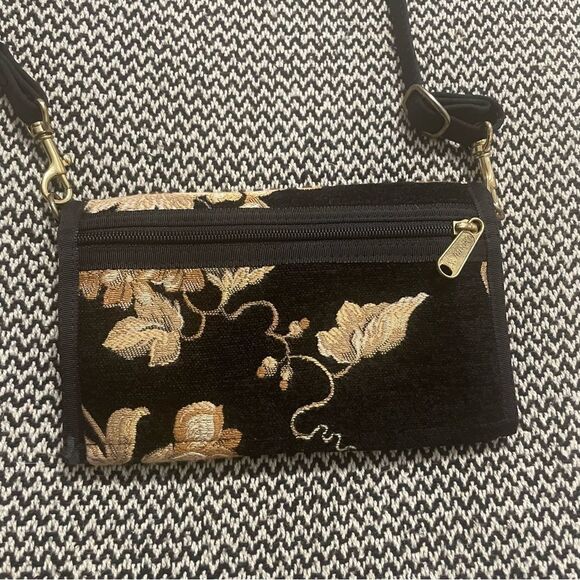 Danny K Beverly Hills Black & Tan Tapestry
Crossbody/Clutch/Wallet - Picture 3 of 13